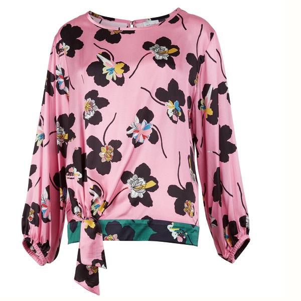 MUST HAVE: Perfekt zu schlichten Pencil Skirts: die Bluse mit Blütenprint von René Lezard